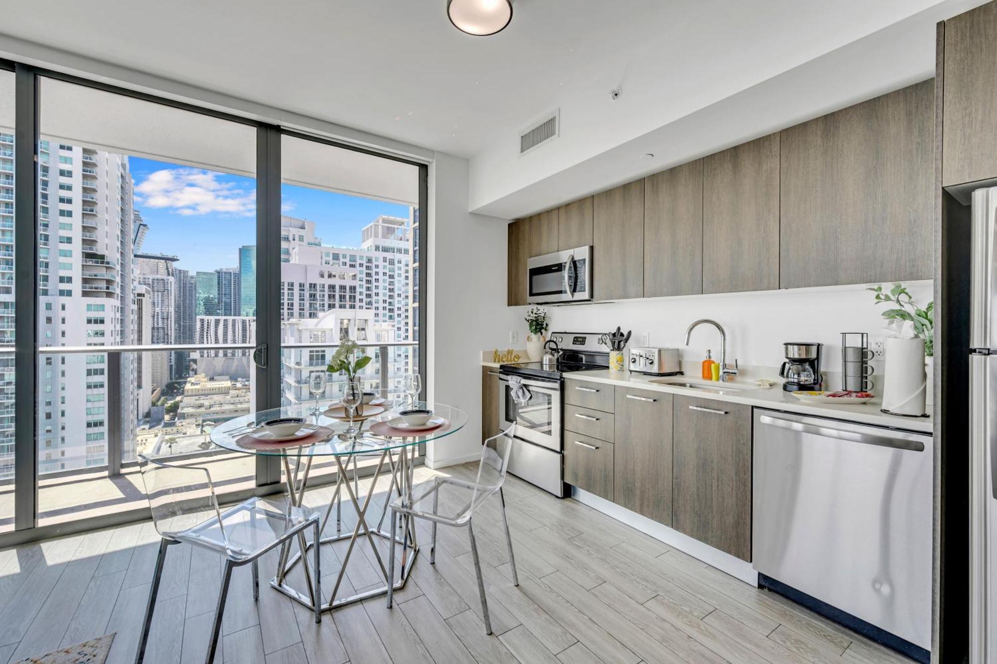 Mesmerizing Views Corner Condo Miami Exterior photo