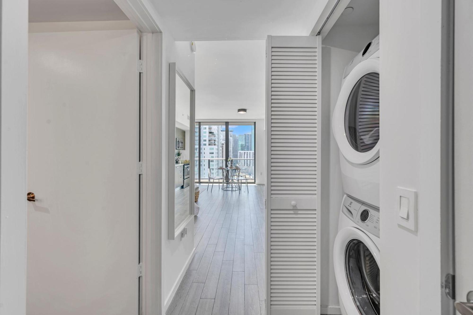 Mesmerizing Views Corner Condo Miami Exterior photo